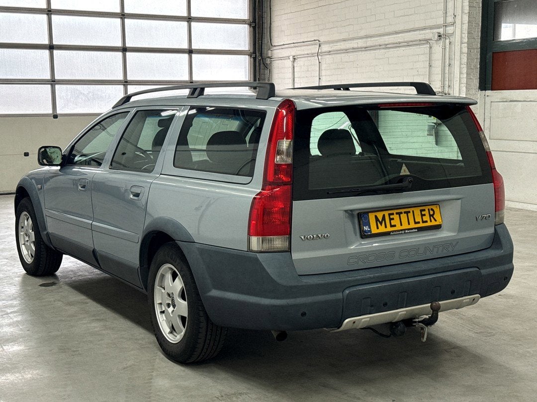 Volvo V70 Cross Country 2.4 T | Trekhaak | Memory seats | Cr, Auto's, Volvo, Stoelverwarming, 2435 cc, Vierwielaandrijving, 750 kg