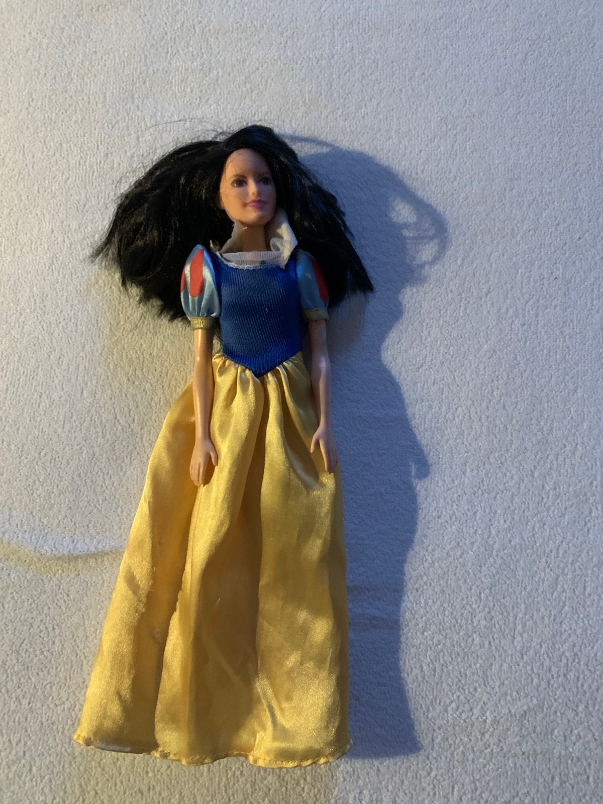 Disney Sneeuwwitje Barbie pop, Ophalen of Verzenden, Zo goed als nieuw, Pop