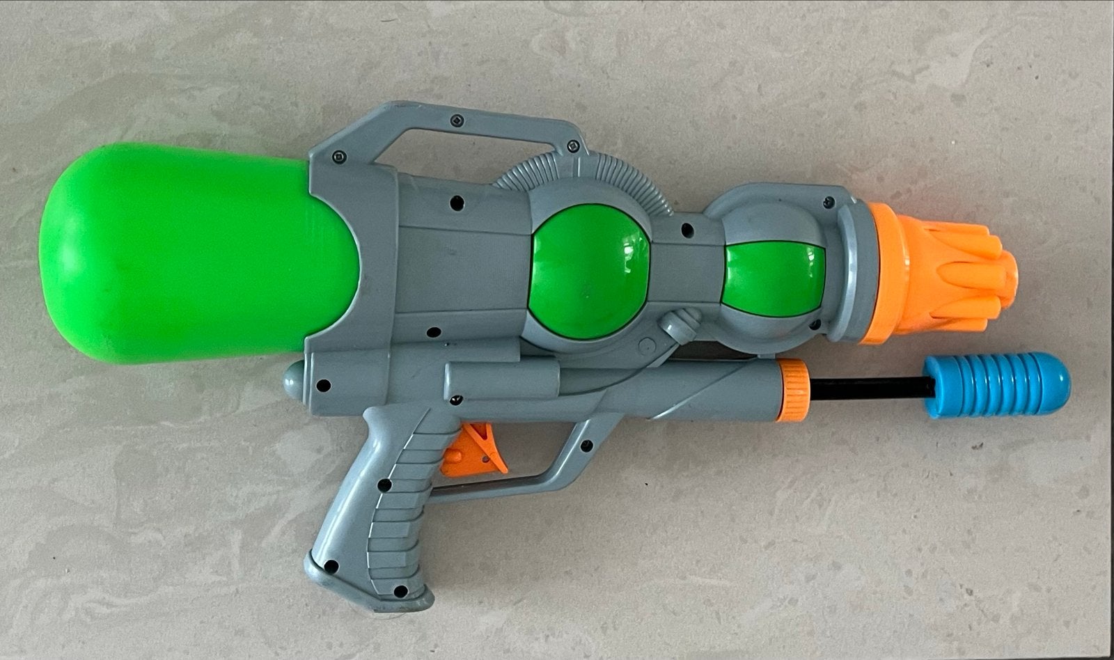 Grote waterpistool - perfect voor zomerplezier!, Ophalen of Verzenden, Gebruikt