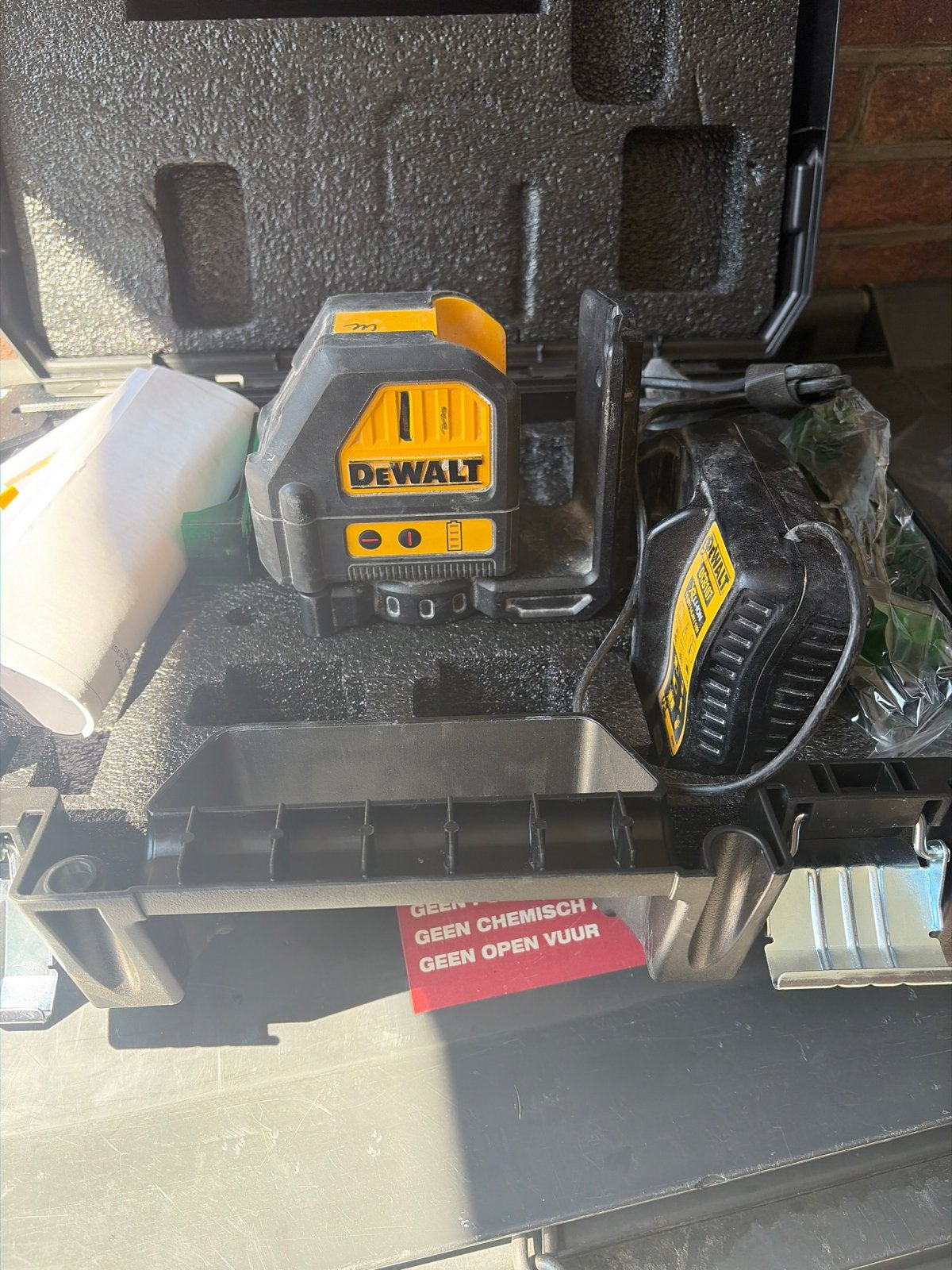 DeWalt laser waterpas met koffer, Ophalen, Zo goed als nieuw, Waterpas, DeWalt