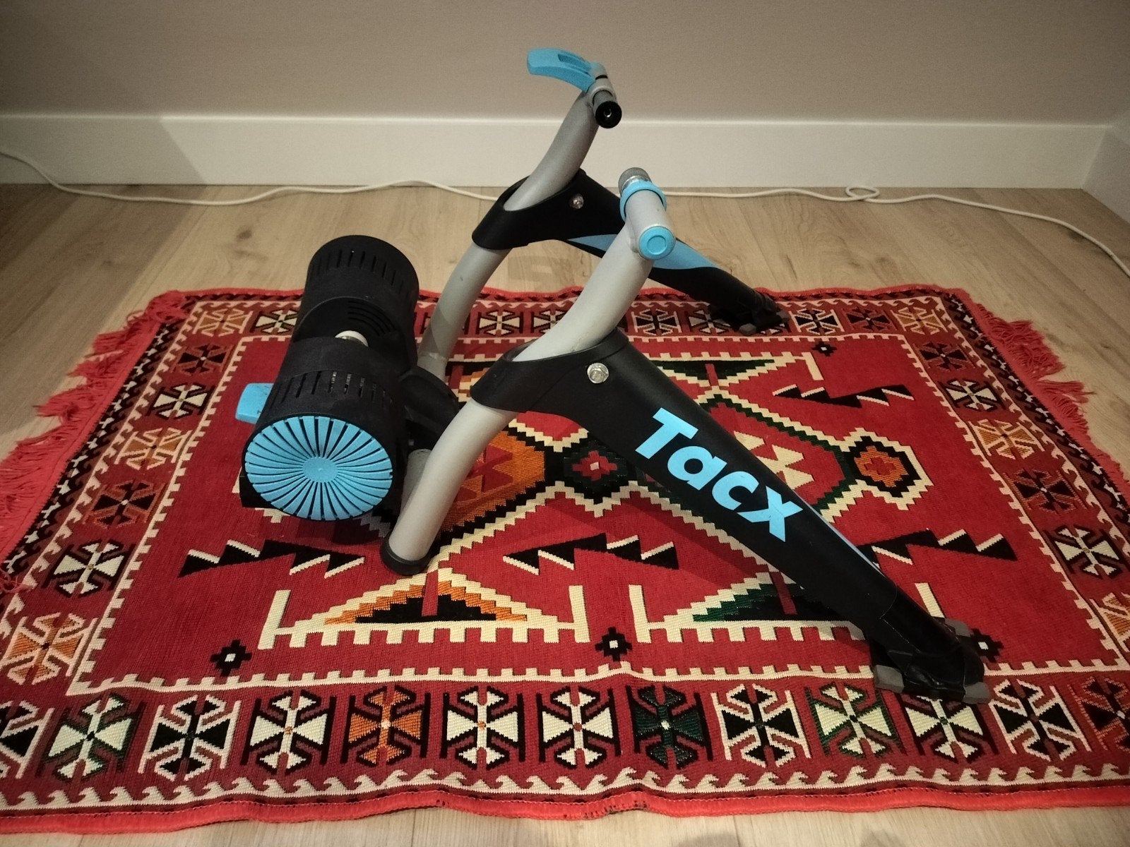 Tacx Genius Smarttrainer - Zwift compatibel, Sport en Fitness, Wielrennen, Gebruikt, Overige typen, Ophalen of Verzenden