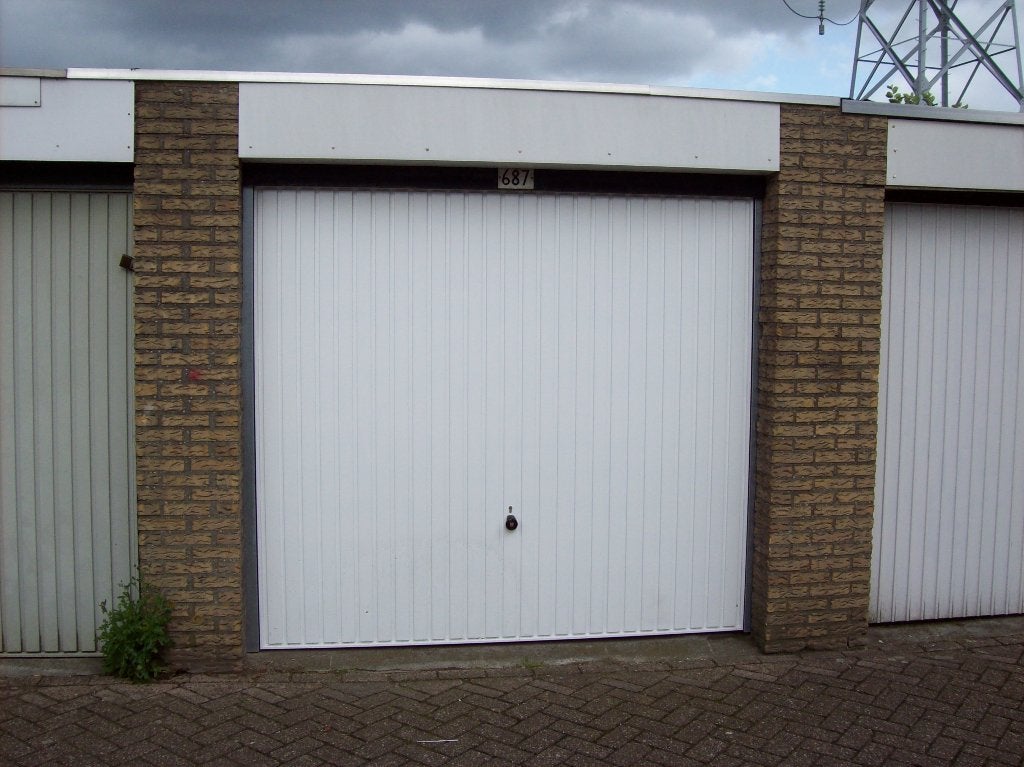 Garagebox Tilburg Noord te koop, Auto diversen, Autostallingen en Garages
