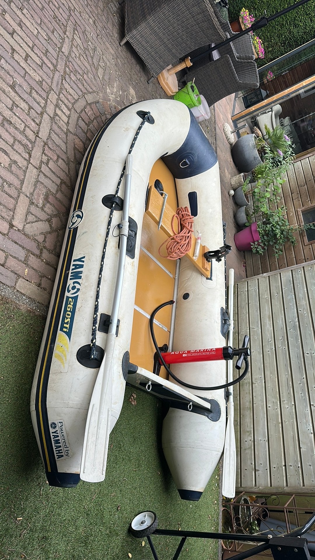 Leuk rubberbootje van Yam compleet uitgerust blijft op druk., Ophalen, Zo goed als nieuw, Overige typen