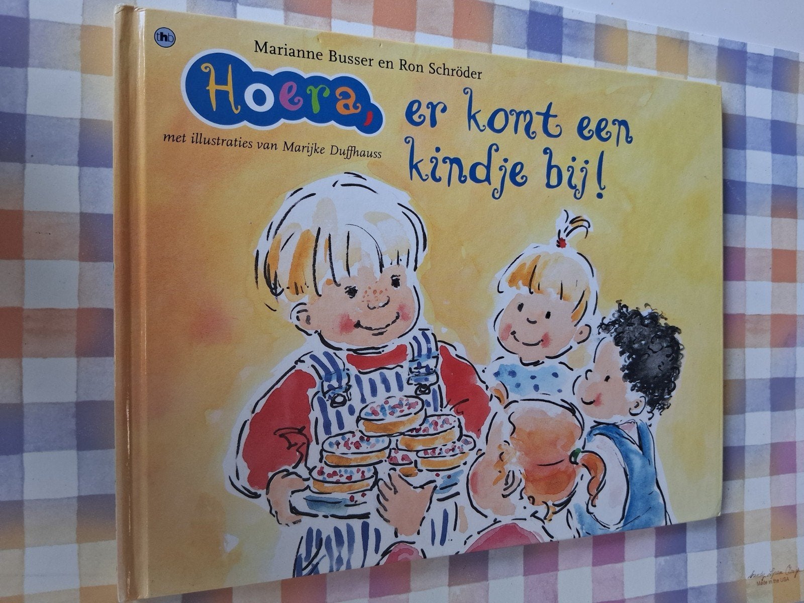boek marianne busser - hoera, er komt een kindje bij!, Ophalen of Verzenden, Gelezen, 3 tot 4 jaar