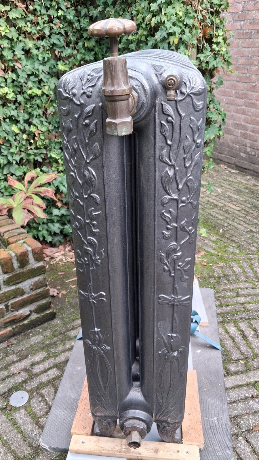 antieke gietijzeren radiator, Doe-het-zelf en Verbouw, Ophalen, Gebruikt, Radiator, 60 tot 150 cm