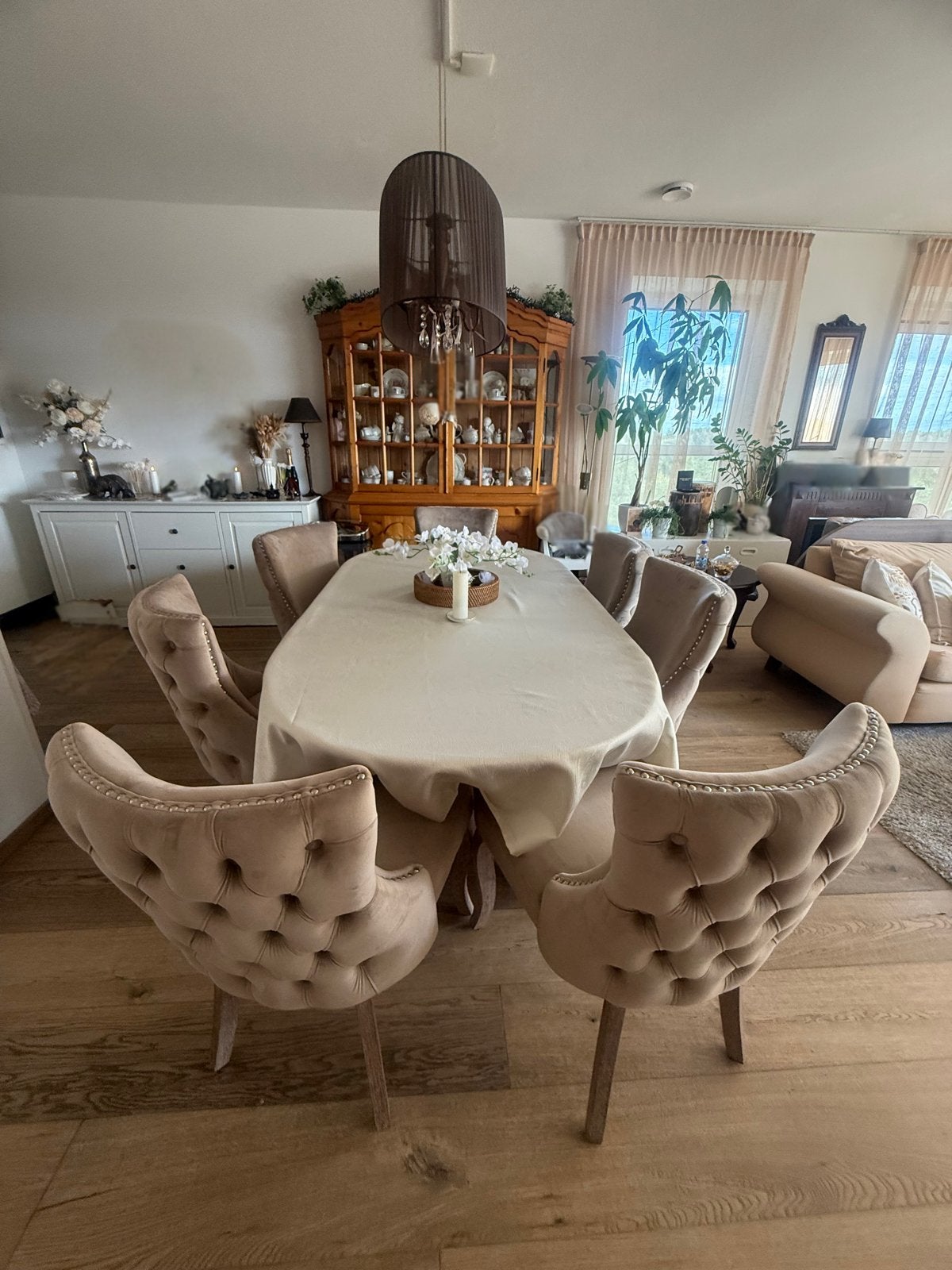 Foto 9 van Massief grenen ovale eettafel, uitschuifbaar