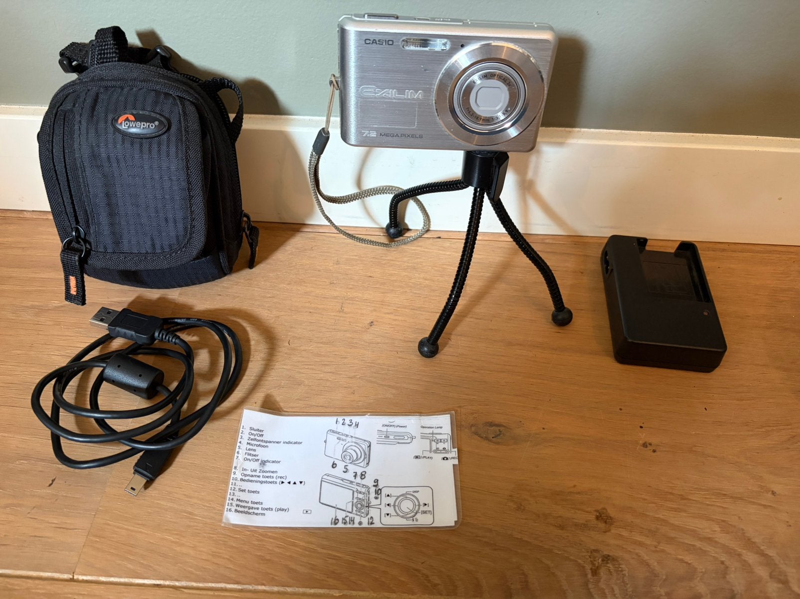 Casio Exilim EX-Z77 camera, 7 megapixels, Gebruikt, Draagriem, Ophalen of Verzenden