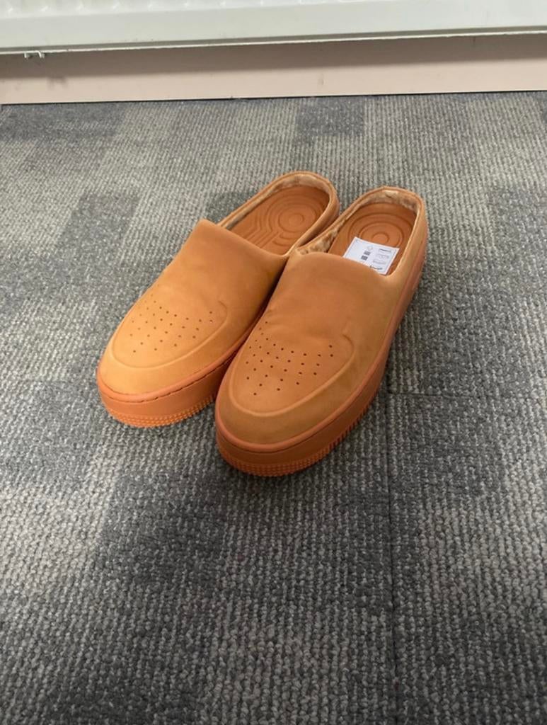 W af1 lover xx oranje maat 40, Nieuw, Oranje, Ophalen of Verzenden, Sneakers of Gympen