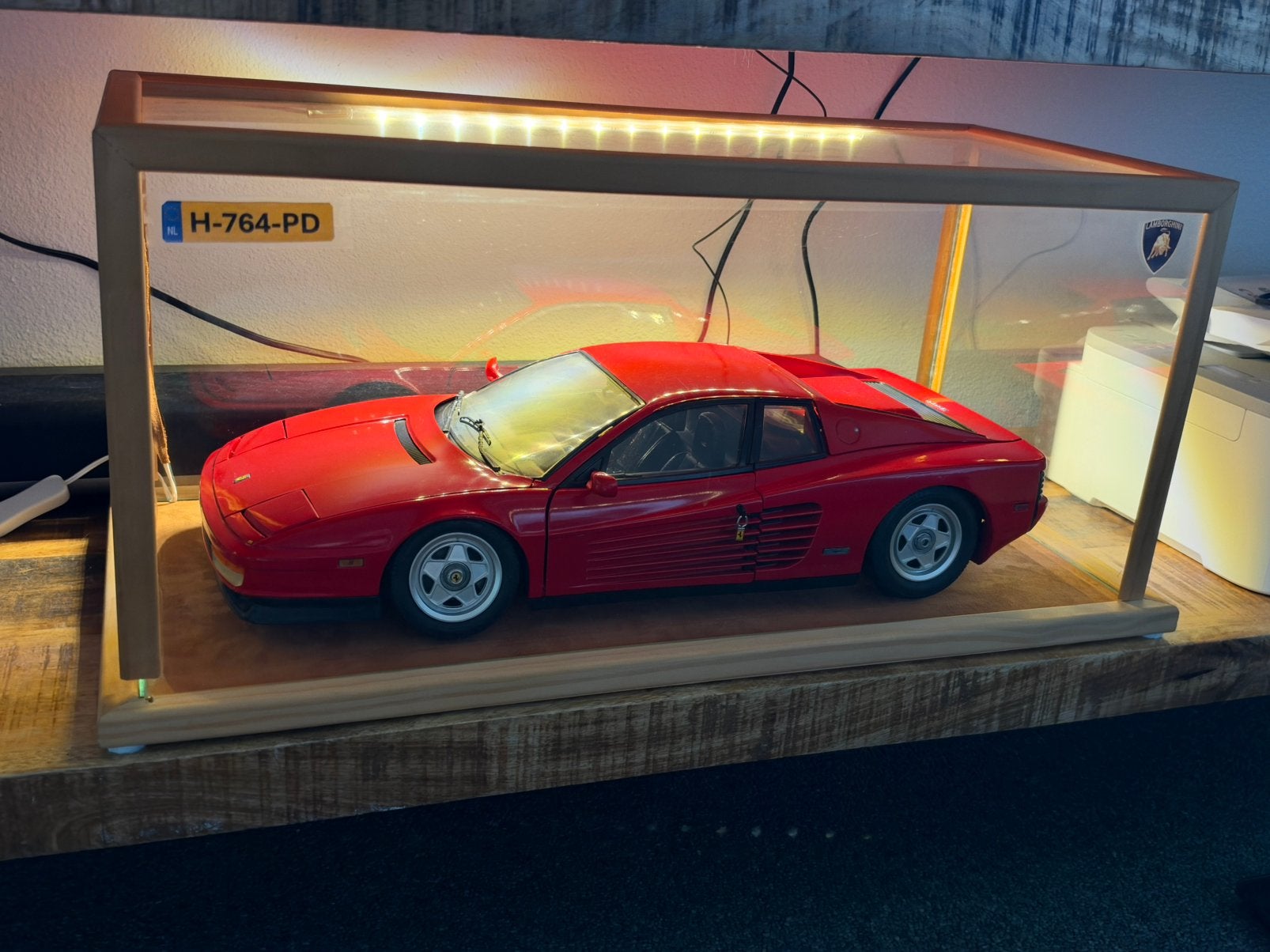Pocher ferrari testarossa coupe 1:8 rood, Ophalen, Zo goed als nieuw, Auto