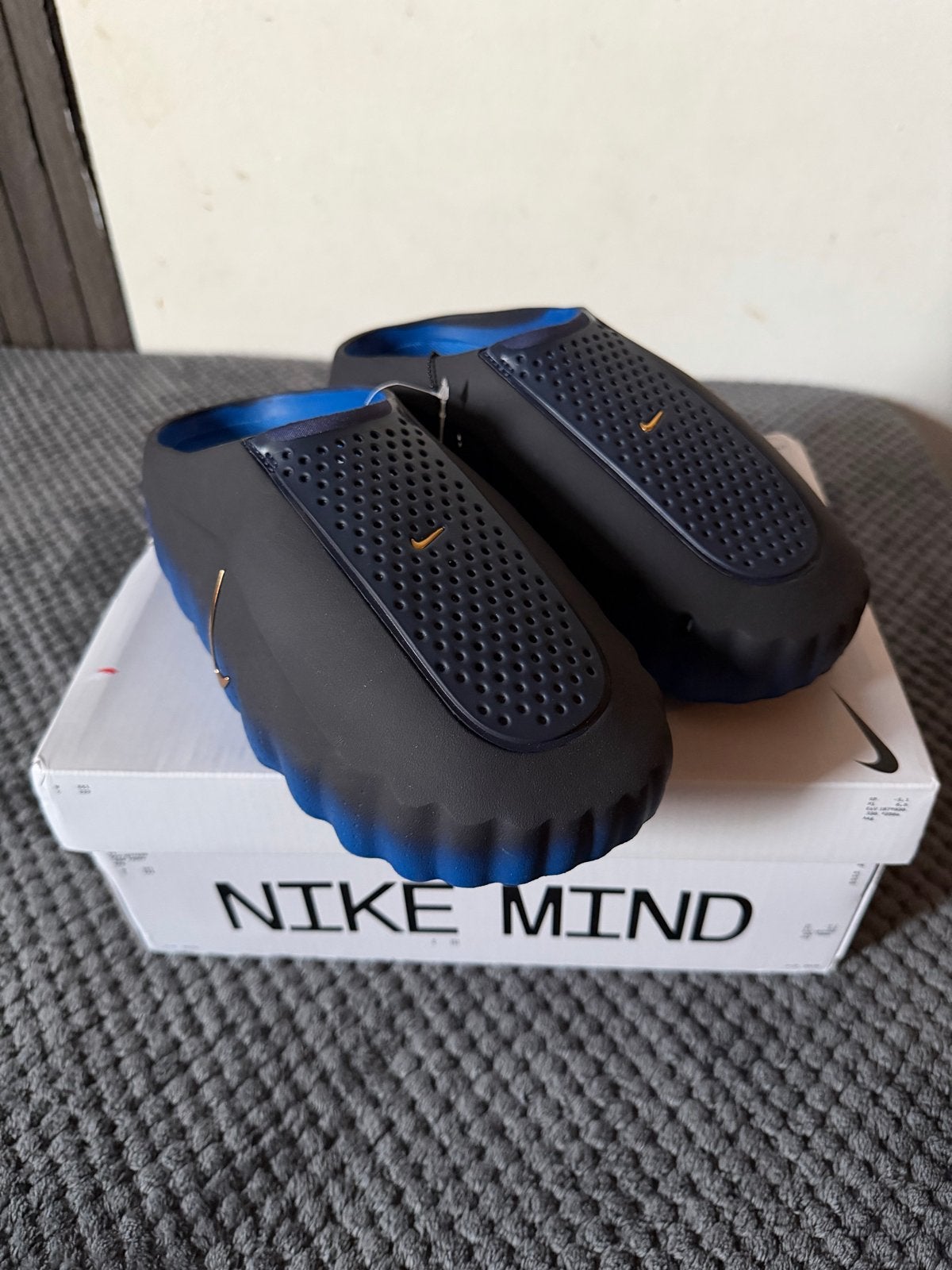 Nike Mind 001 - Nieuw met doos, Ophalen of Verzenden, Nieuw, Blauw, Slippers