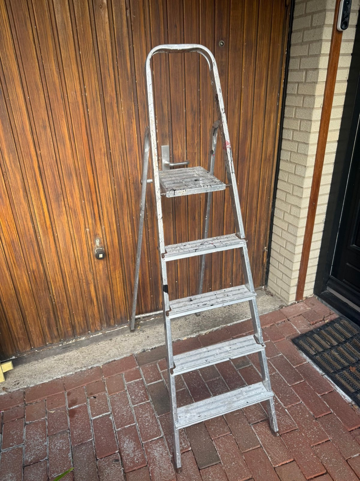 Huishoud trap, Doe-het-zelf en Verbouw, Ophalen, Gebruikt, Minder dan 2 meter