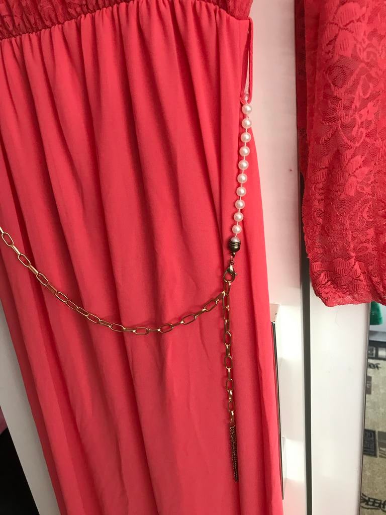 Koraalroze maxi jurk met kanten mouwen en gouden riem, Maat 38/40 (M), Ophalen of Verzenden, Zo goed als nieuw, Roze