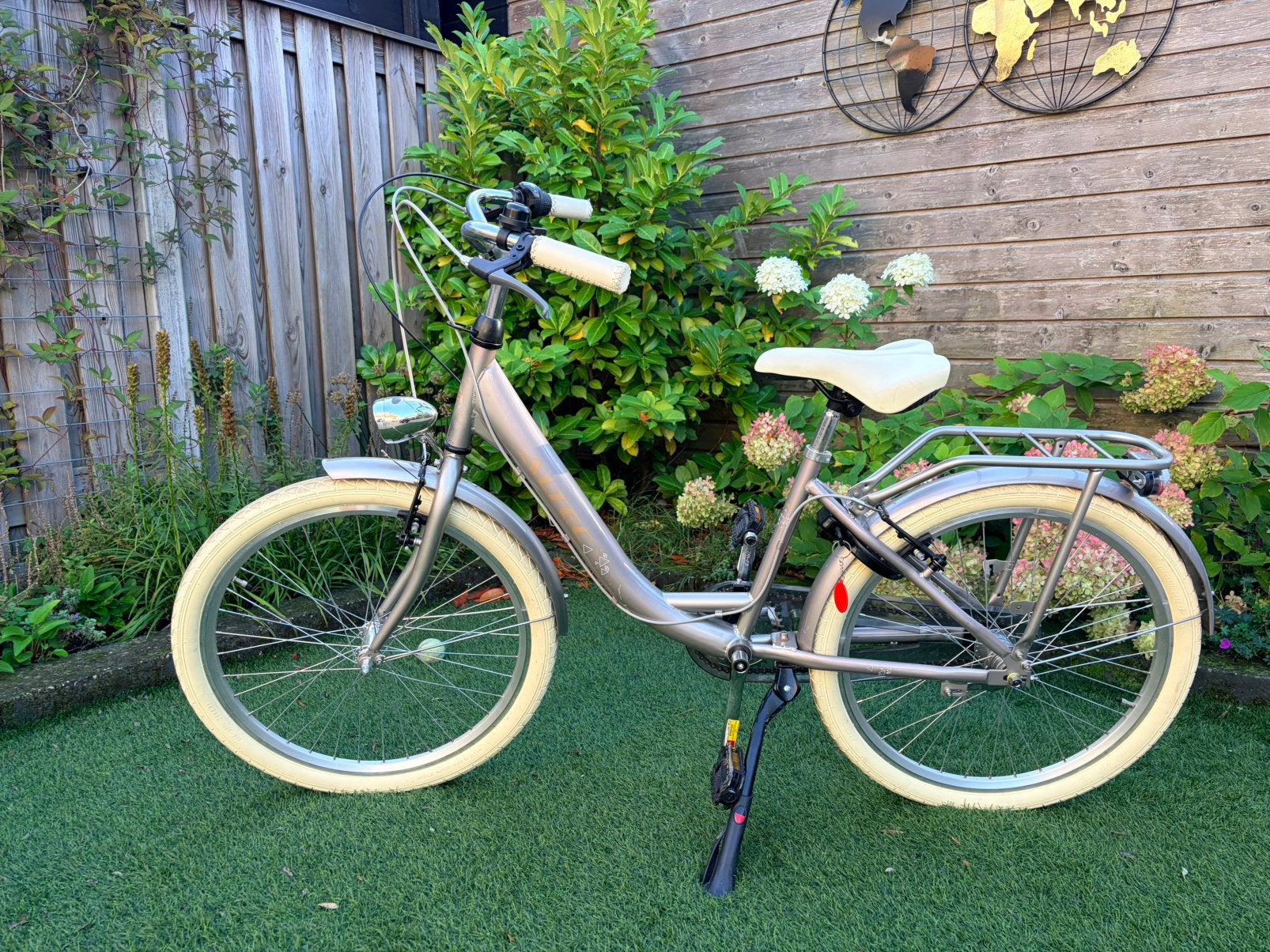 Meisjesfiets 24 inch., Fietsen en Brommers, Ophalen of Verzenden, Zo goed als nieuw, 24 inch, Versnellingen
