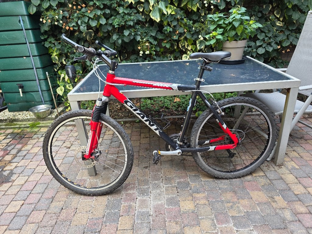 Giant Mountainbike - SR Suntour M9050 - Schijfremmen, Fietsen en Brommers, Ophalen, Gebruikt, Hardtail, Heren