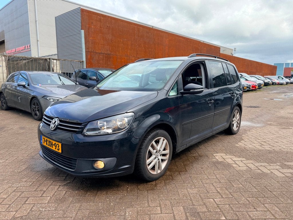 Volkswagen Touran 1.6 TDI Highline BlueMotion 7p., Auto's, Voorwielaandrijving, Euro 5, Gebruikt, 4 cilinders