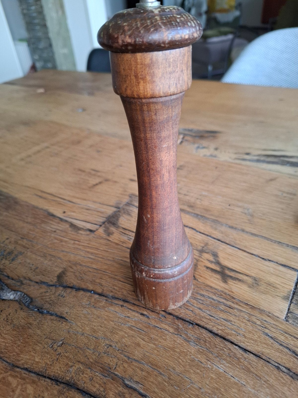 Bruine Peugeot pepermolen (22 cm), Hout, Ophalen of Verzenden, Overige typen, Gebruikt