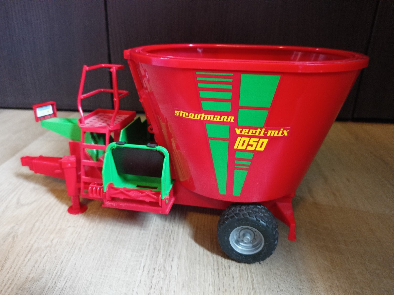 Speelgoed voermengwagen Strautmann Verti-Mix 1050, Ophalen of Verzenden, Gebruikt