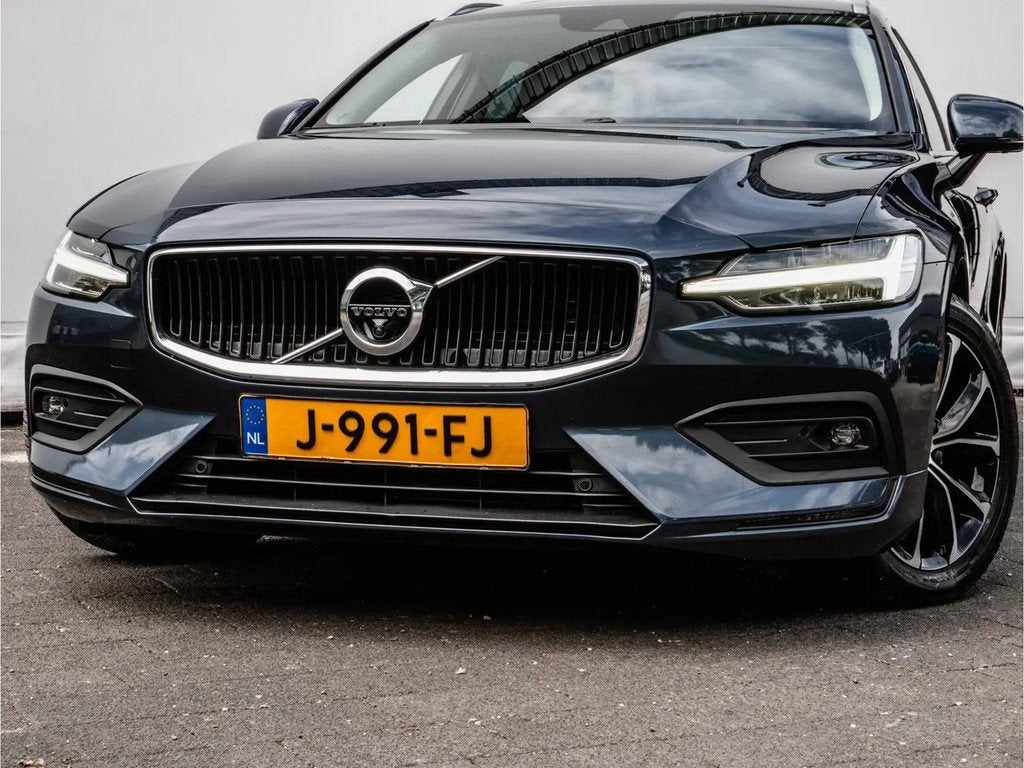 Volvo V60 2.0 B3 Business Pro € 20.940,00, Automaat, Stof, 4 cilinders, 1969 cc