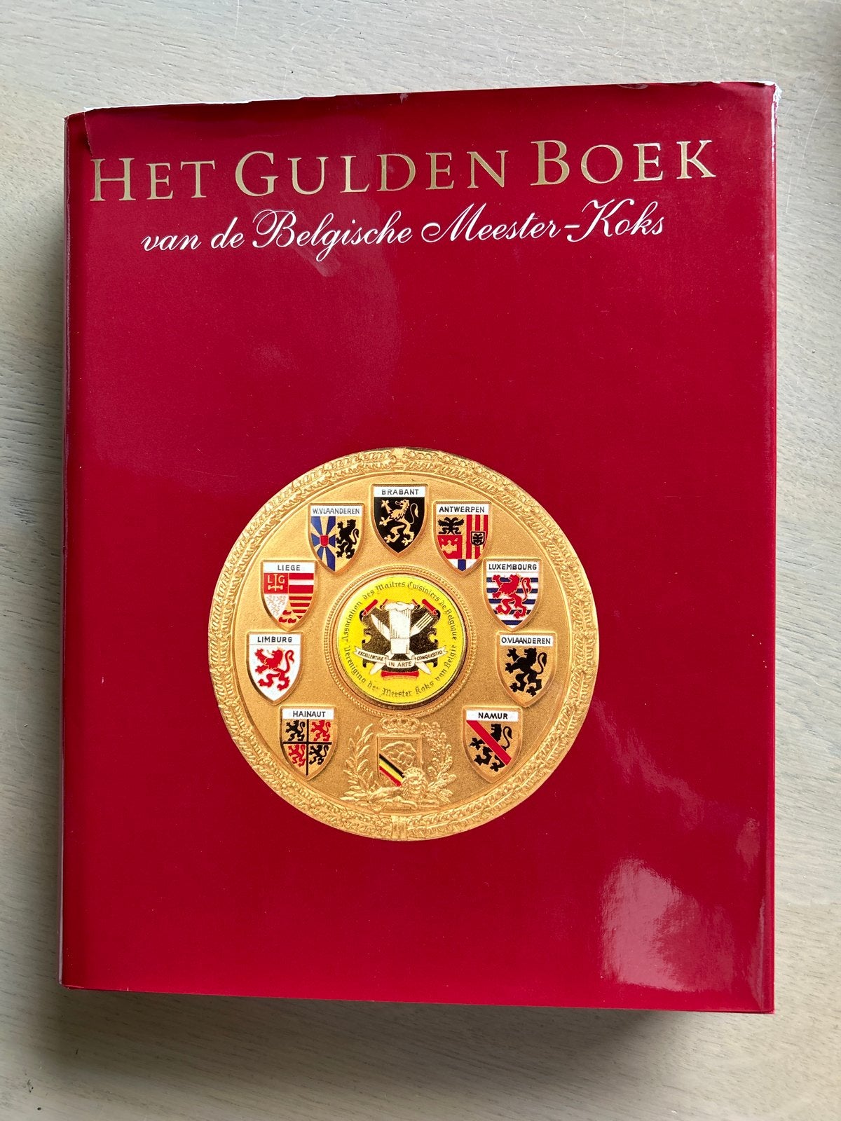Het Gulden Boek van de Belgische Meester-Koks, Ophalen of Verzenden, Zo goed als nieuw, Nederland en België, Hoofdgerechten