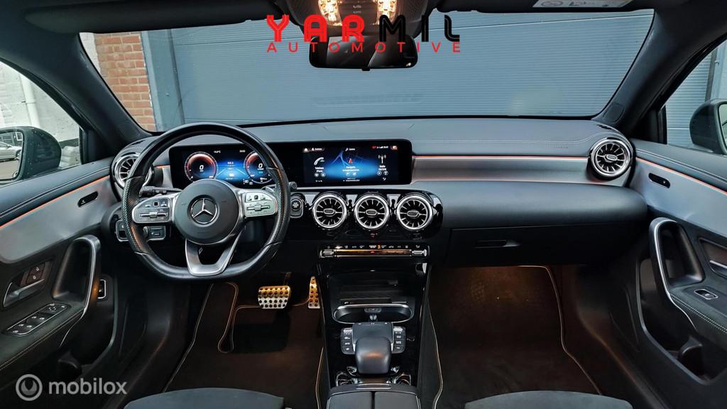 Mercedes A-klasse 250 e Premium AMG LINE NIGHT DEALER ONDERH, Gebruikt, Euro 6, 4 cilinders, Zwart