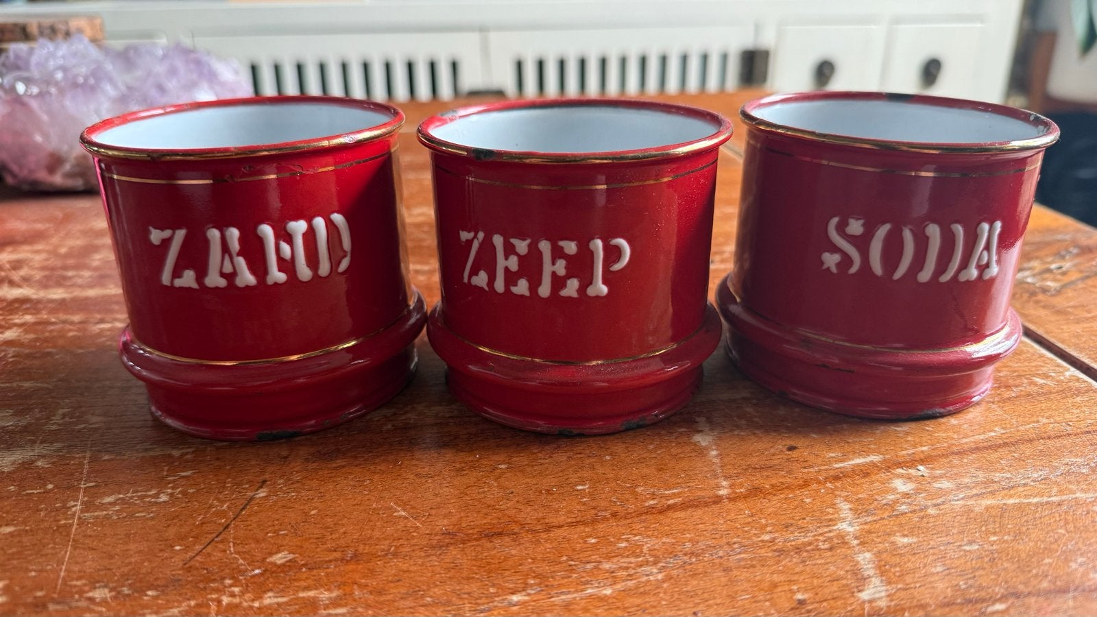 Emaille Zand Zeep Soda Potjes Rood met Goud en Witte Letters, Ophalen of Verzenden