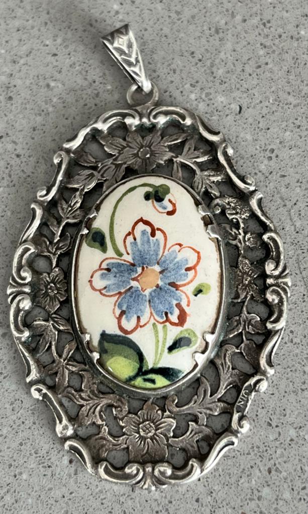 Antieke zilveren kettinghanger Fa Niekerk Delft gekeurd 5x4, Verzenden, Gebruikt, Zilver, Bloem of Plant