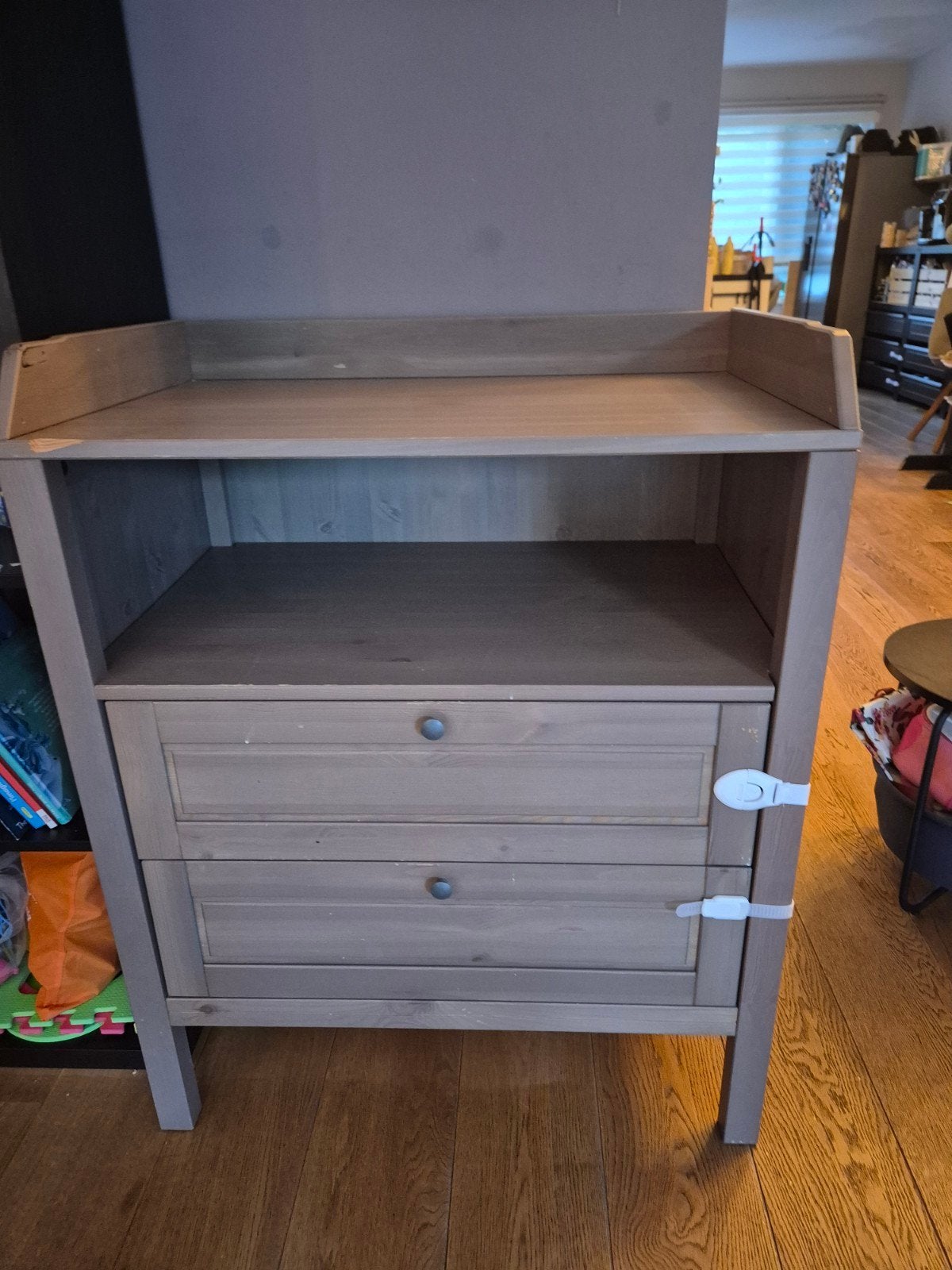 Ikea Sundvik commode met lades en opklapbaar blaad, Kinderen en Baby's, Kinderkamer | Commodes en Kasten, Ophalen