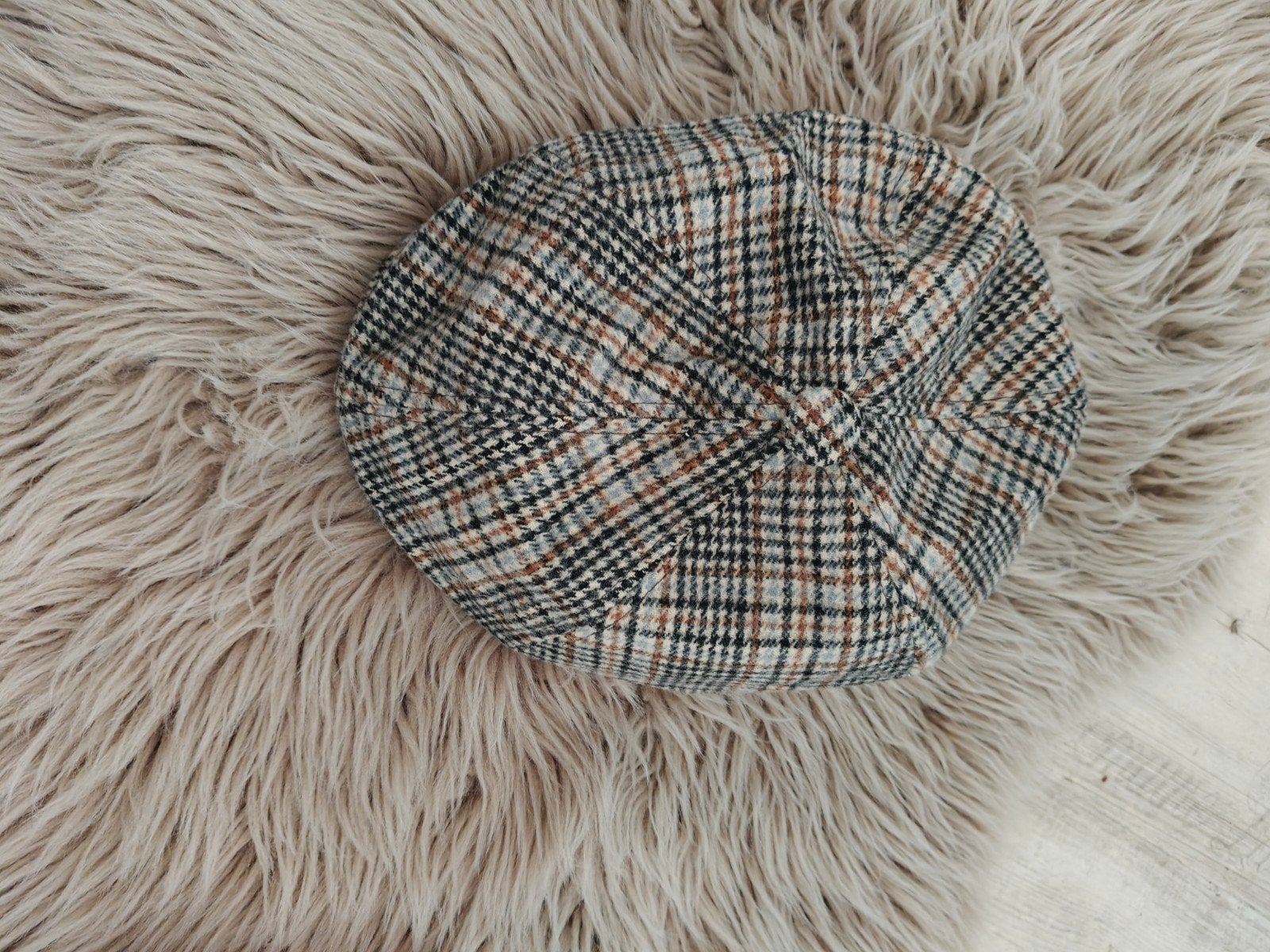 H&M geruite pet - Zo goed als nieuw, Kleding | Dames, Hoeden en Petten, Zo goed als nieuw, Pet, 58 cm (L, 7¼ inch) of meer, Ophalen of Verzenden