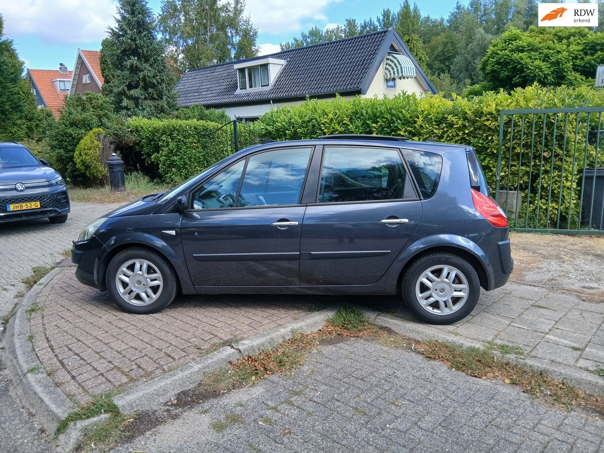 Renault Scénic 2.0-16V Tech Line airco schuifdak navigatie, Auto's, Renault, 1998 cc, 135 pk, Leder en Stof, Origineel Nederlands