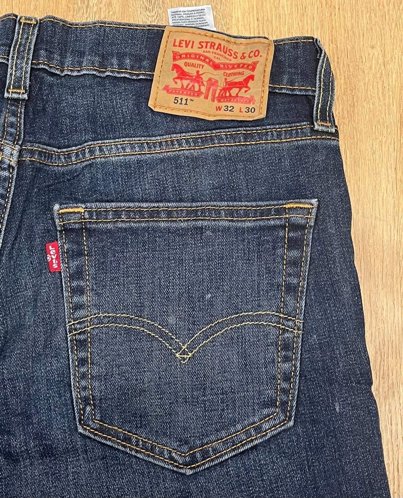 Levi’s 511 slim fit jeans marineblauw - Maat W32 L30, Ophalen of Verzenden, Zo goed als nieuw, Blauw, W32 (confectie 46) of kleiner