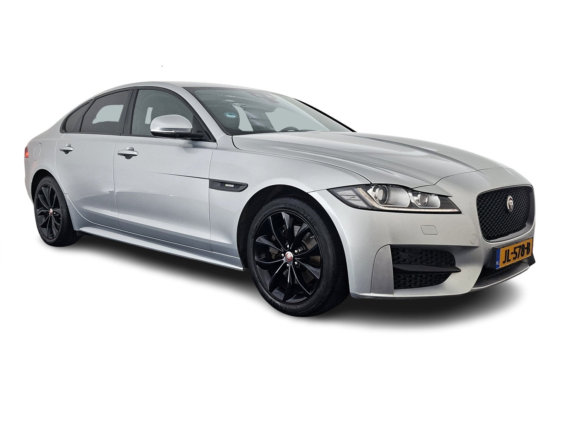 Jaguar XF 2.0d Portfolio R-Sport Aut. *LEATHER | XENON | MER, Automaat, Achterwielaandrijving, Gebruikt, 4 cilinders