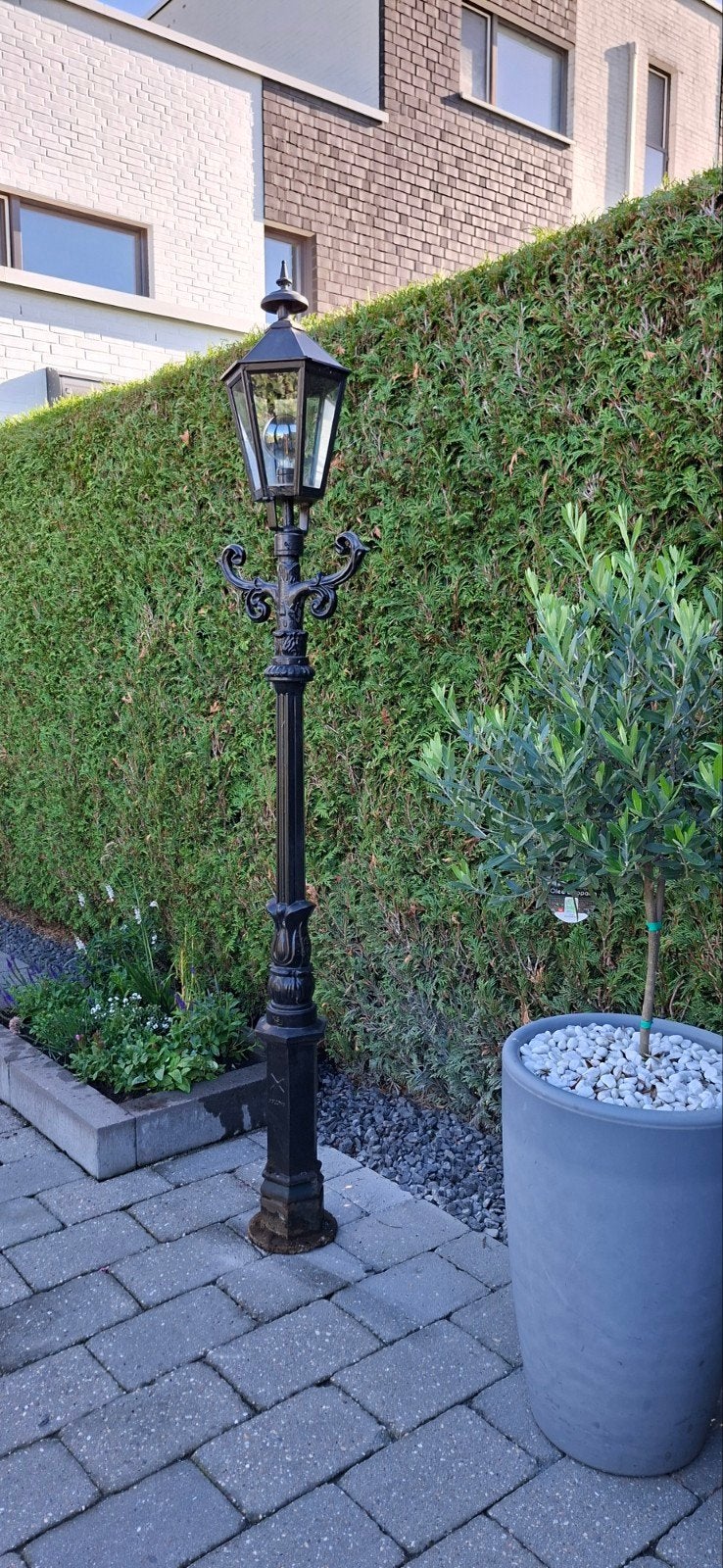 te koop: ijzeren lantaarnpaal, Gebruikt, Staande lamp, Ophalen of Verzenden, Netvoeding