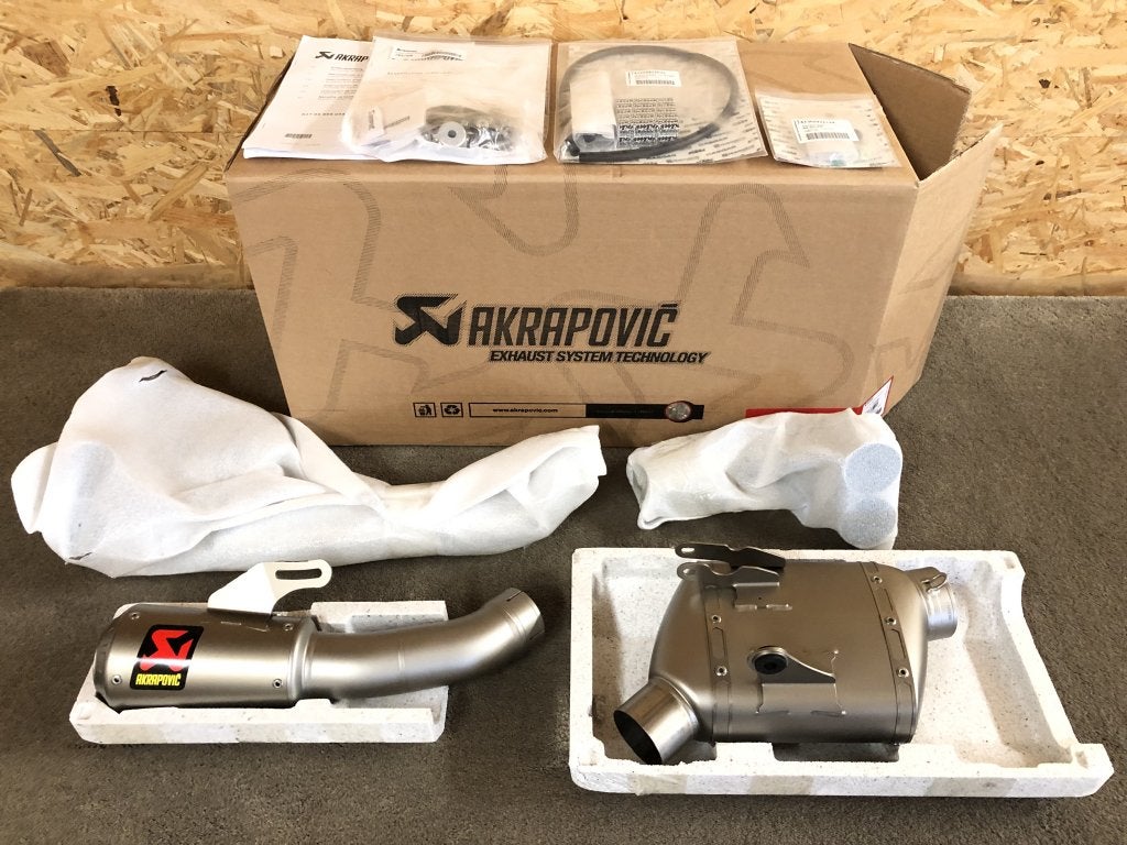 Akrapovic Evolution uitlaat KTM 1290 Superduke R 2020-2023, Motoren, KTM, Ophalen of Verzenden, Stallhofnerstraße 3, Betriebsgebiet Süd, Mattighofen, Oberösterreich, 5230, AT