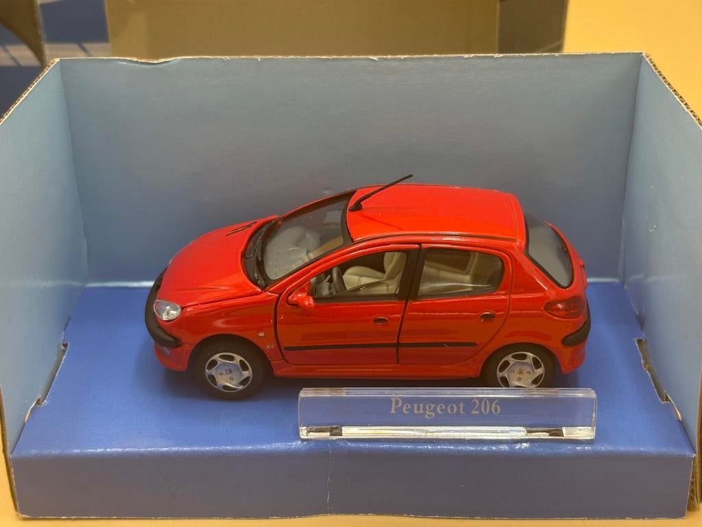 Peugeot 206 1:43 Cararama, Hobby en Vrije tijd, Modelauto's | 1:43, Ophalen of Verzenden, Zo goed als nieuw, Auto, Overige merken