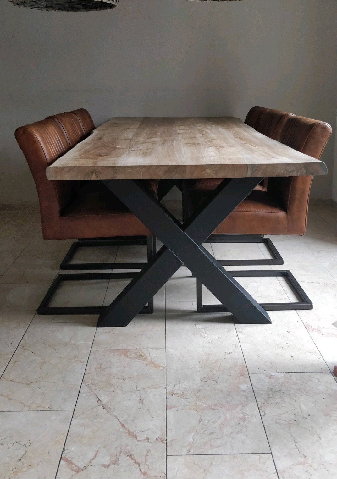 Prachtige boomstamtafel, Ophalen