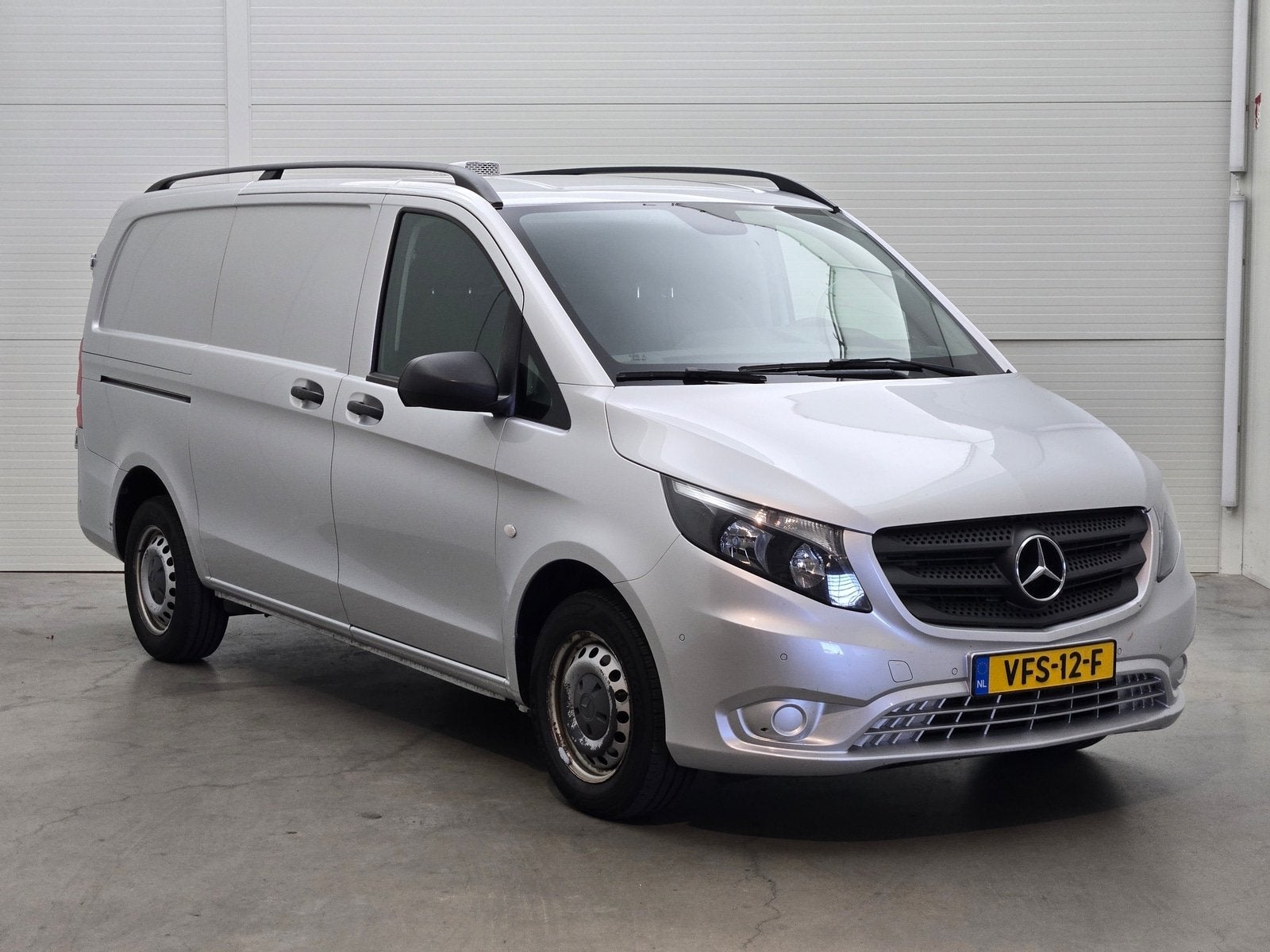 Mercedes-Benz Vito 114 CDI Lang 2020, Auto's, Bestelauto's, 136 pk, Gebruikt, Euro 6, 4 cilinders