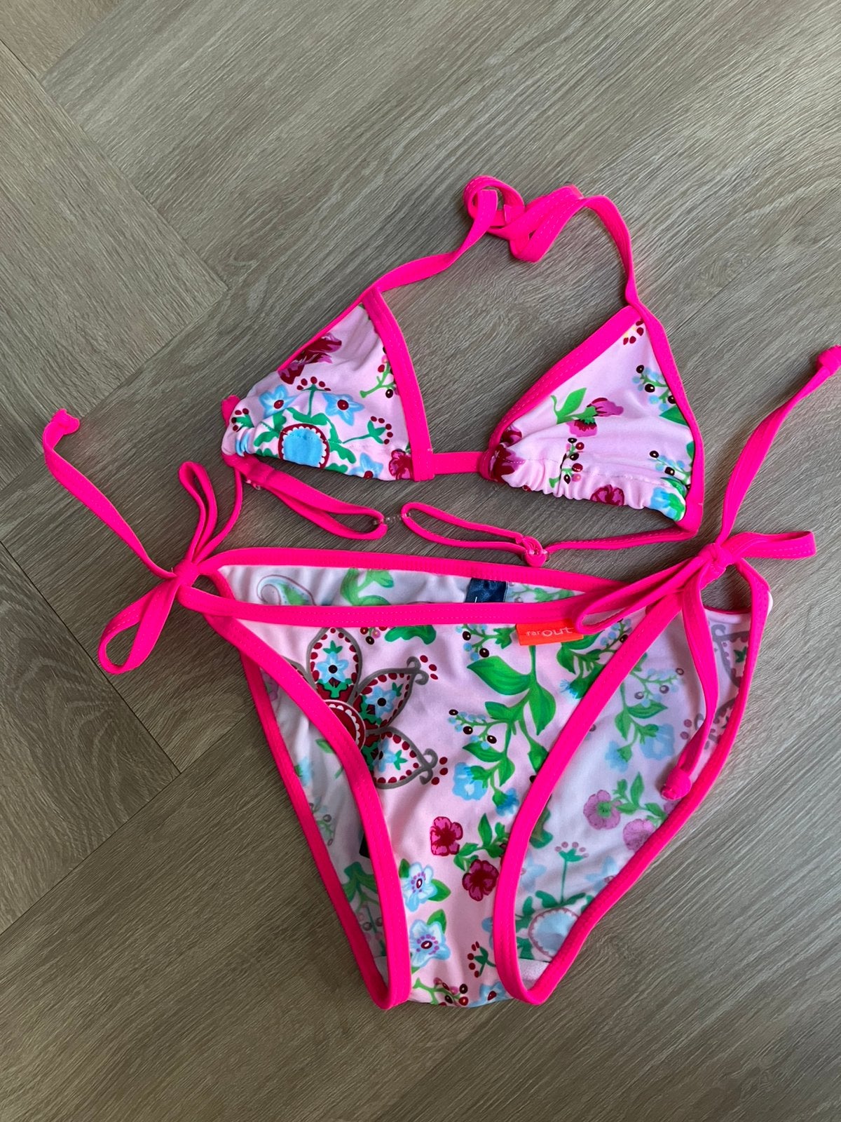 Far out bikini maat 128 nieuw, Ophalen of Verzenden, Zo goed als nieuw, Meisje, Sport- of Zwemkleding