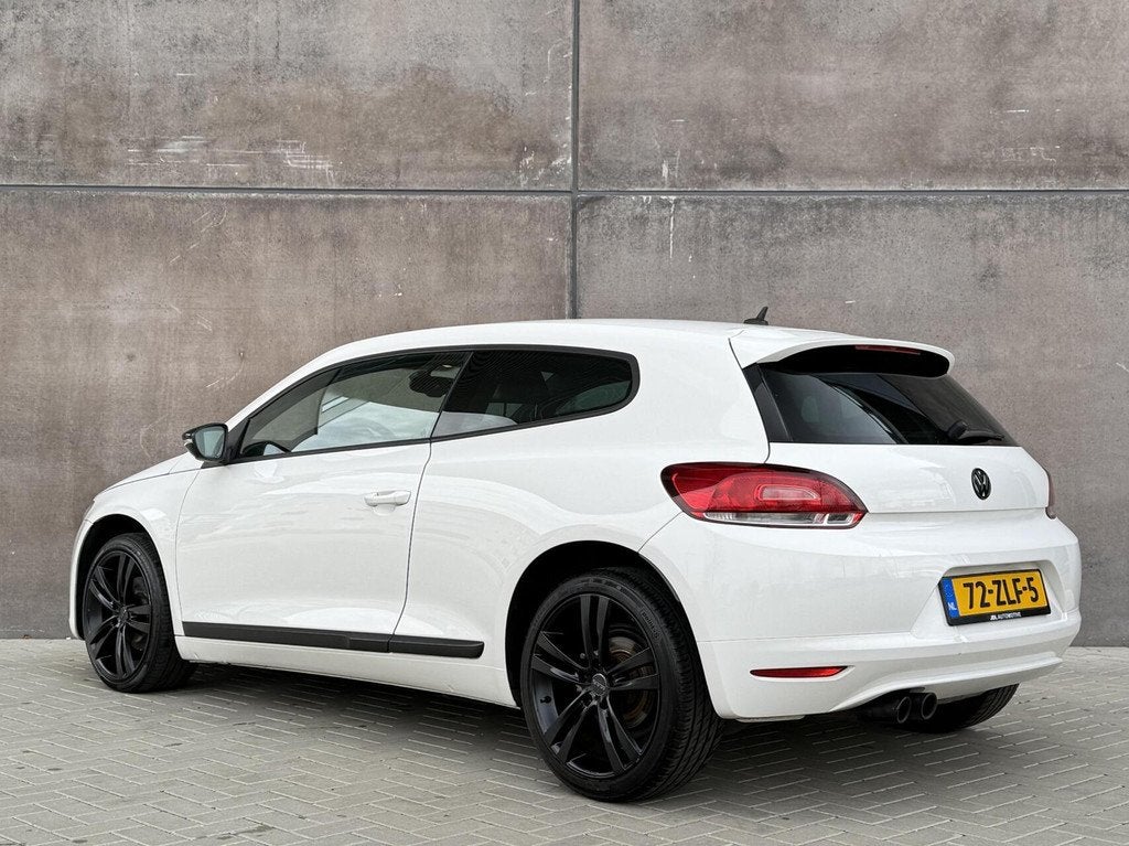 Volkswagen Scirocco 1.4 TSI Highline | Orgi NL! | Ketting ve, Auto's, Volkswagen, Voorwielaandrijving, Euro 5, Gebruikt, Zwart