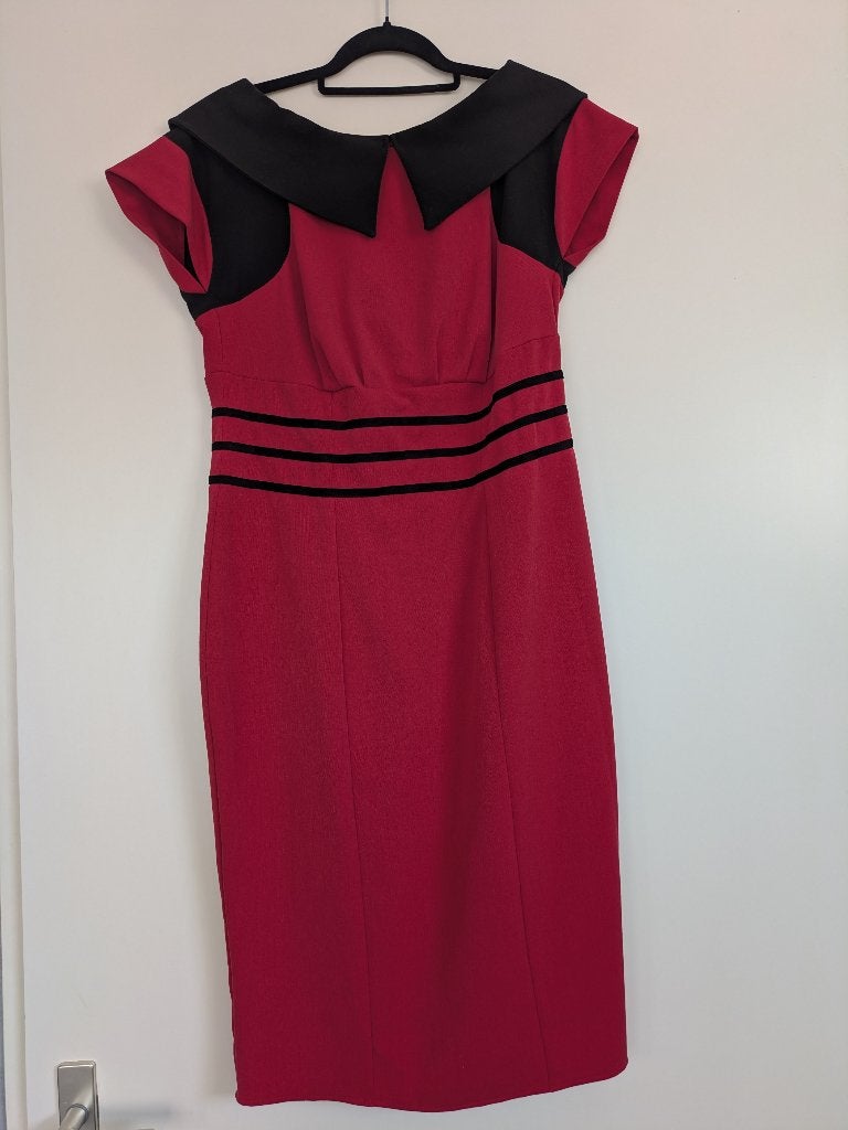 Rode pencil dress Miss Candyfloss maat XL, Kleding | Dames, Verzenden, Maat 46/48 (XL) of groter, Miss Candyfloss, Zo goed als nieuw