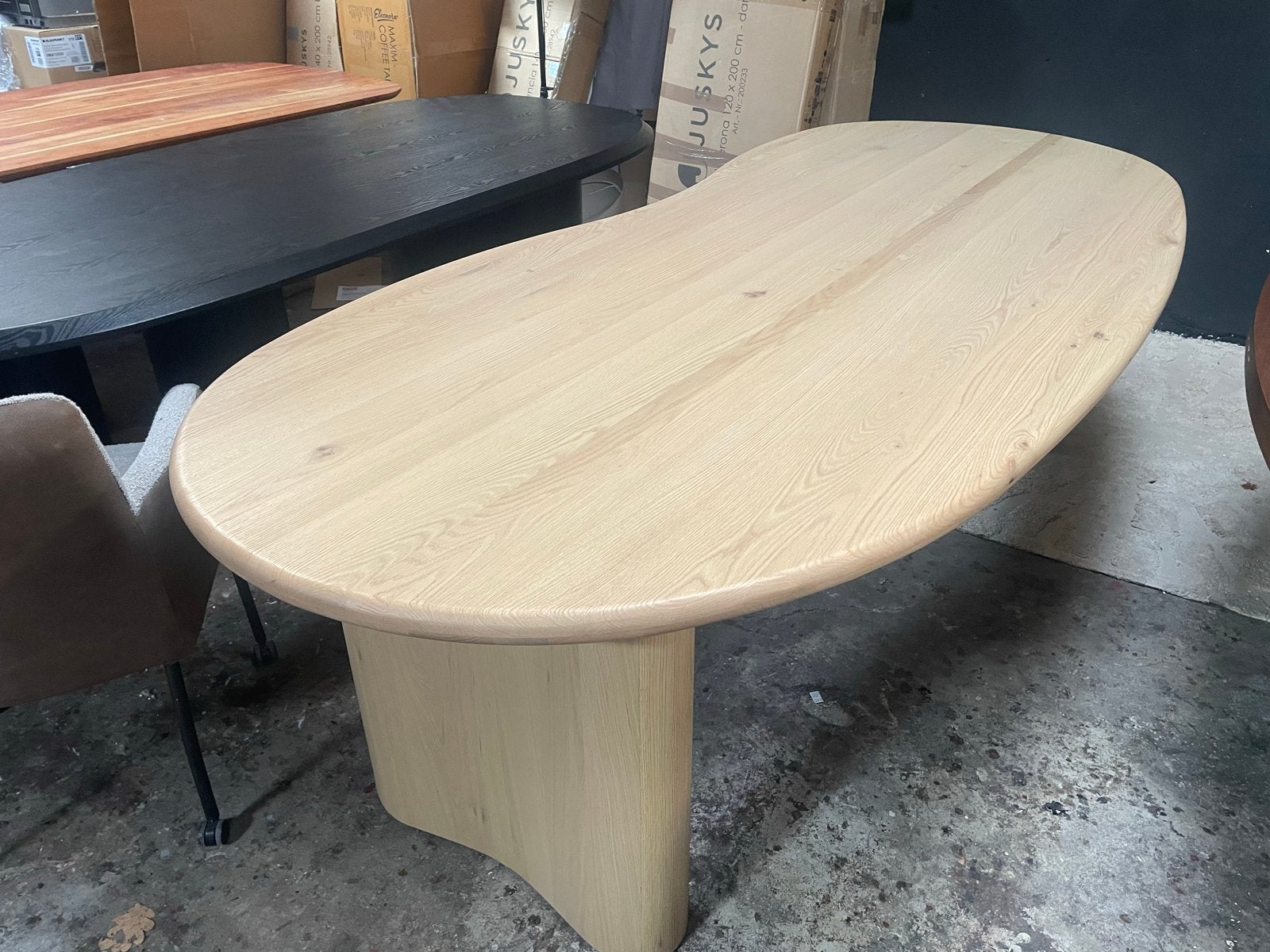 Tafel Josh massief blank eiken organische vorm 250x110, Huis en Inrichting, Ophalen, 100 tot 150 cm, Eikenhout, Vijf personen of meer