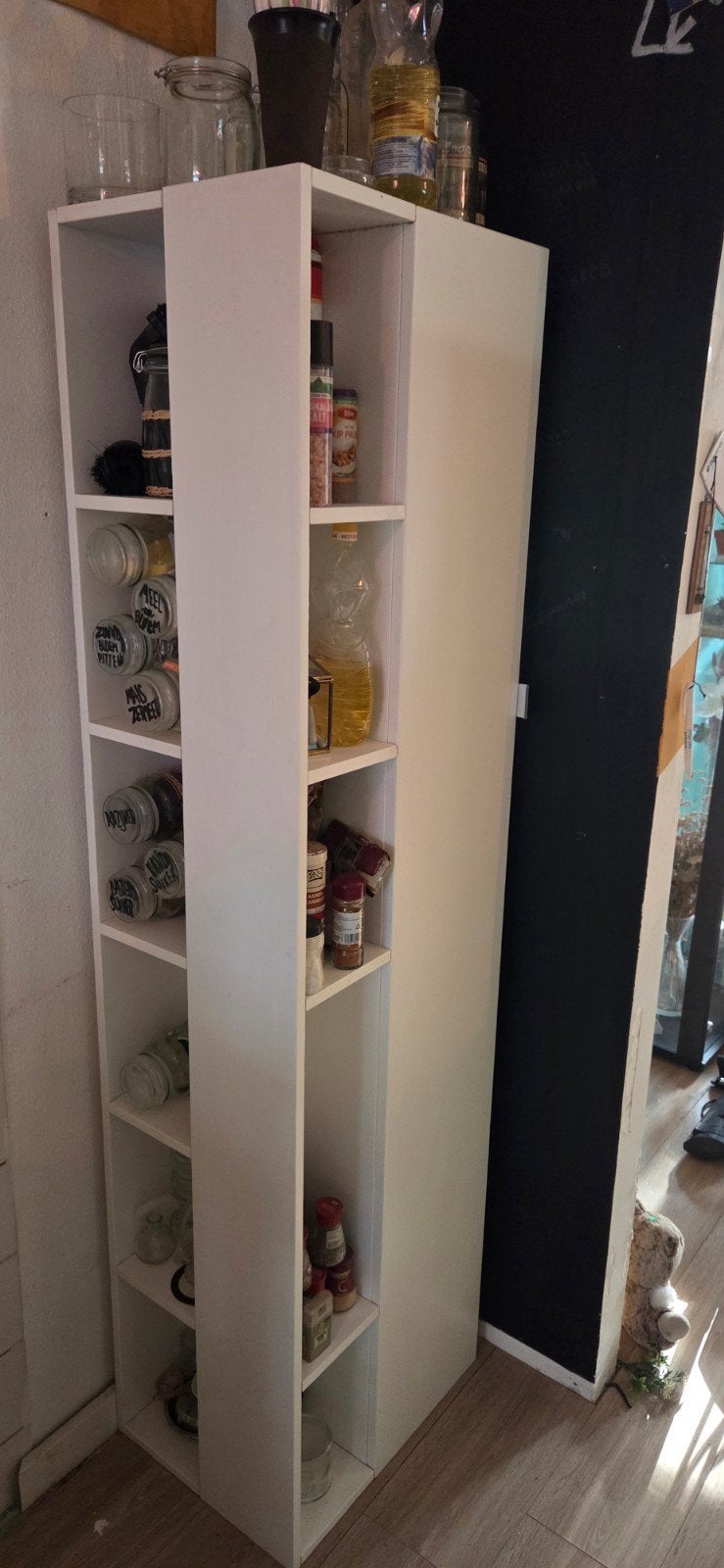 Handige voorraadkast hoekmodel, Ophalen, Gebruikt