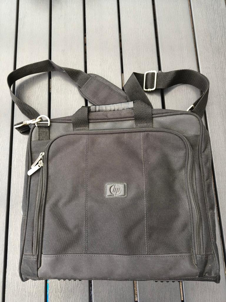 HP Zwarte Laptoptas - Zo goed als nieuw (33x41 cm), 15 inch, HP, Ophalen of Verzenden, Zo goed als nieuw