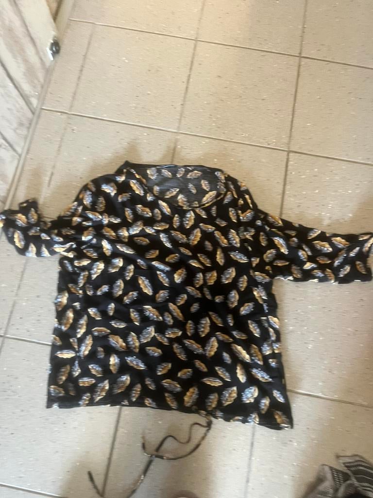 Kleding oakket, Kleding | Dames, Ophalen of Verzenden, Zo goed als nieuw, Maat 42/44 (L), Korte mouw