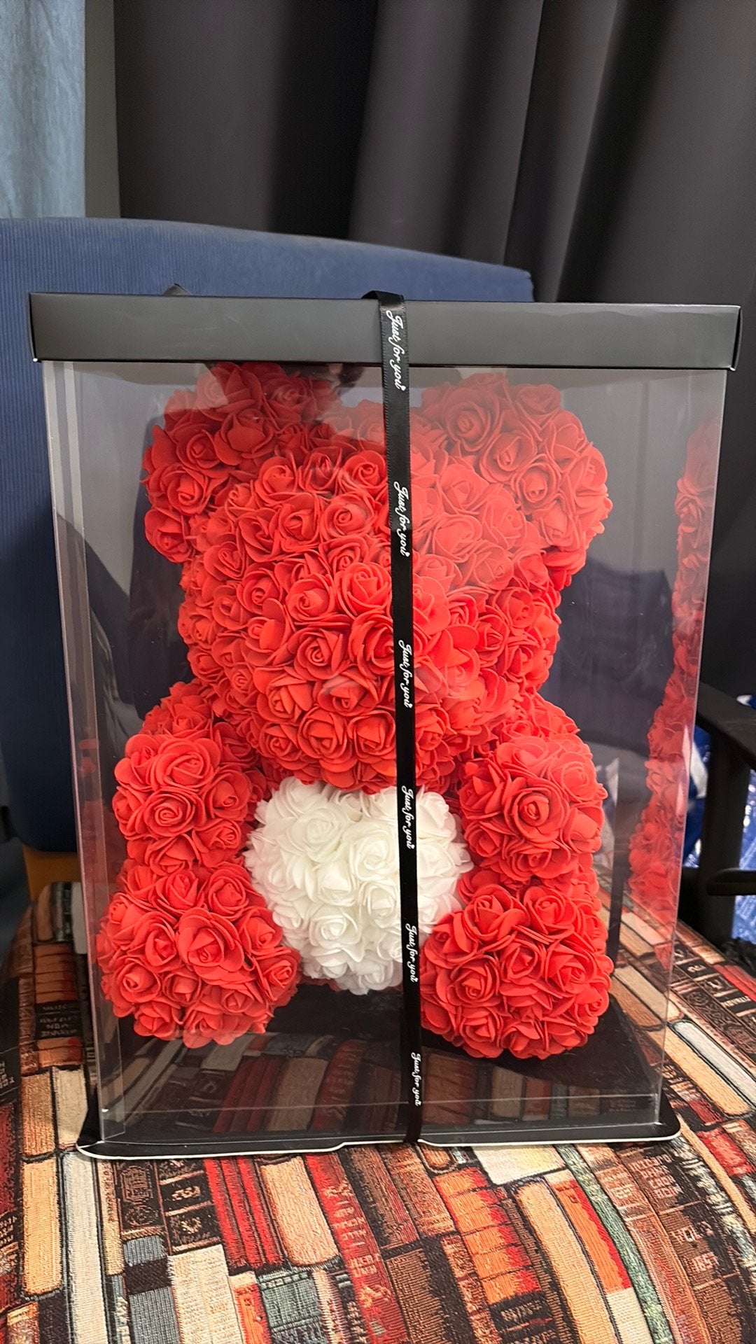 Rozenbeer - Rode rozenbeer met wit hart in geschenkdoos, Dieren, Nieuw, Ophalen of Verzenden, Kunststof