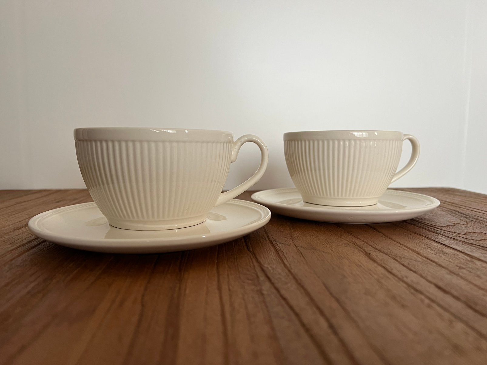 2x Soepkom met schotel Windsor Wedgwood - NIEUW, Klassiek, Nieuw, Ophalen of Verzenden, Kop(pen) en/of Schotel(s)