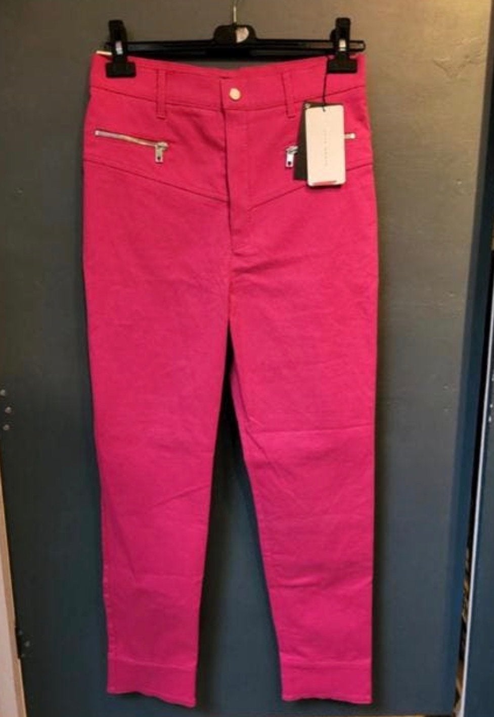 Nieuwe Zara roze broek met ritsdetails, Kleding | Dames, Maat 38/40 (M), Nieuw, Ophalen of Verzenden, Roze