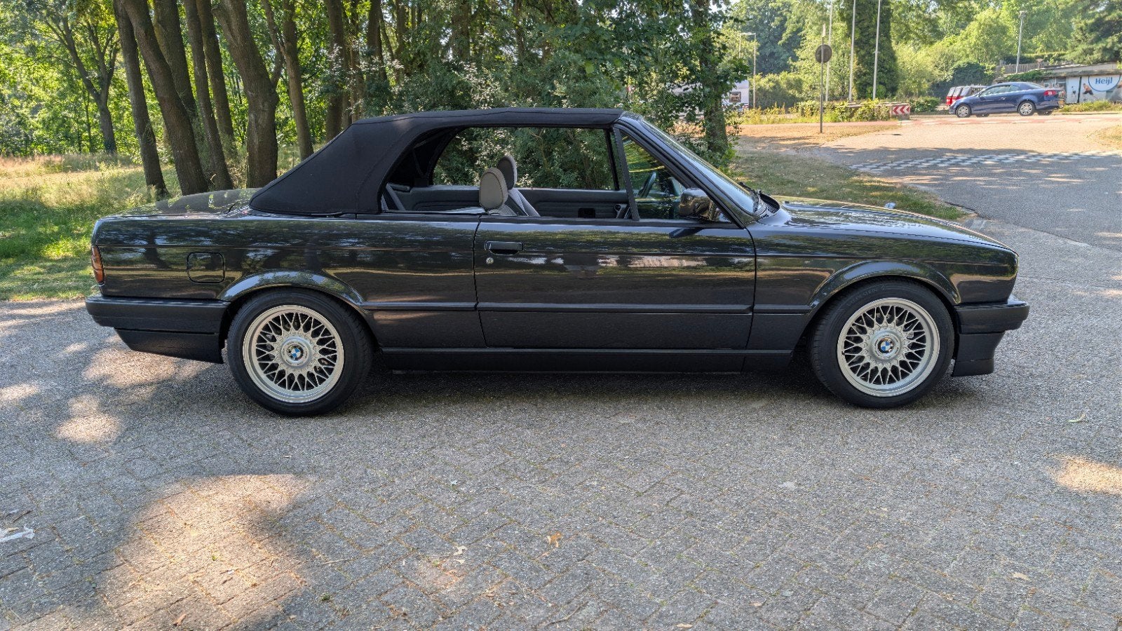 BMW E30 Cabrio 325i, Nederlandse auto, 3e eigenaar, 2494 cc, Cabriolet, 4 stoelen, Zwart