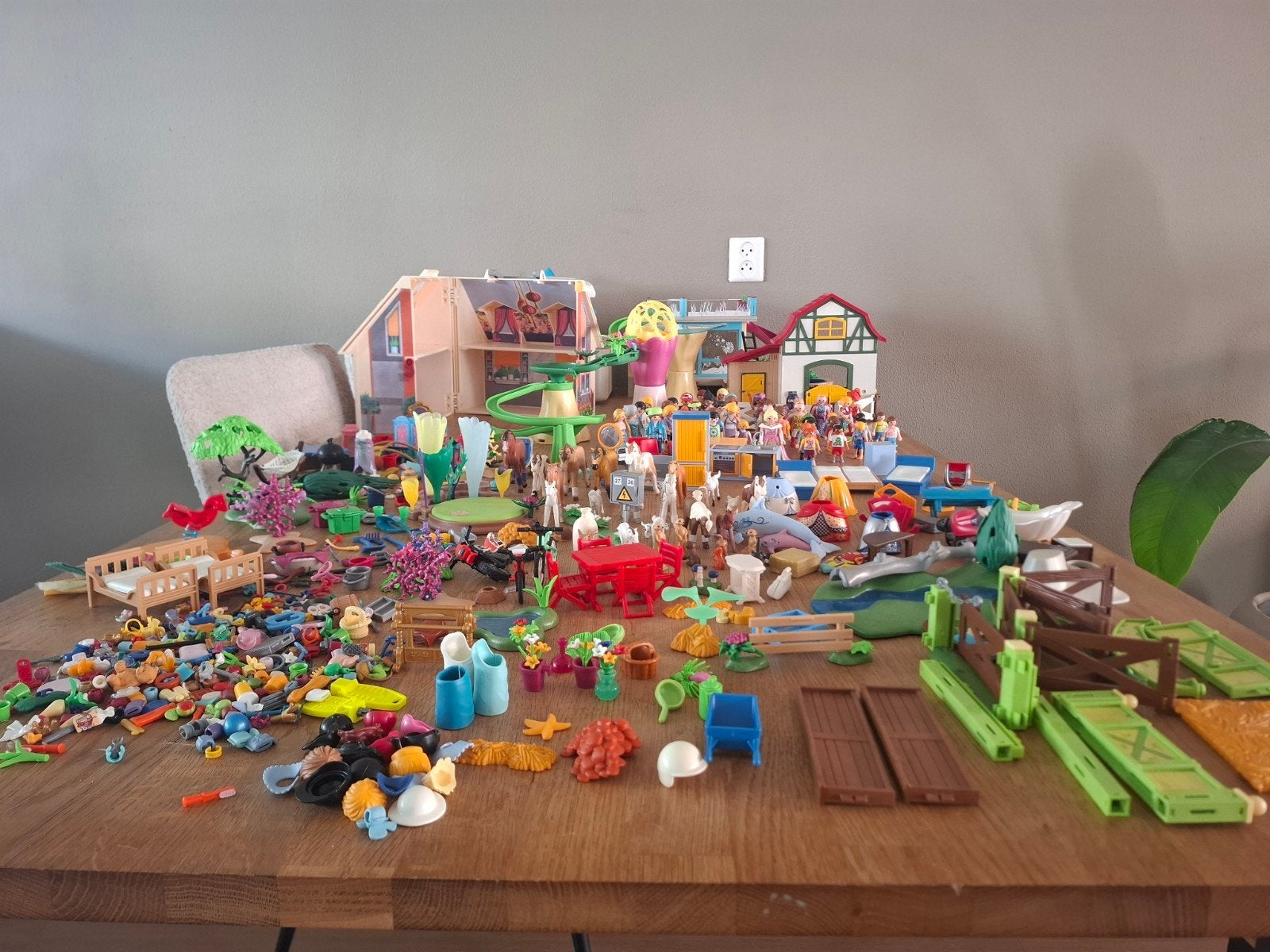 Grote Playmobil collectie: huizen, voertuigen, figuren etc, Ophalen of Verzenden, Gebruikt, Complete set, Overige typen
