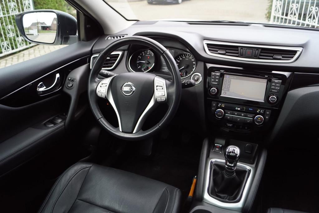 Nissan Qashqai 1.6 Tekna Panodak Leder Stoel en Voorruitverw, Auto's, Voorwielaandrijving, 1618 cc, Gebruikt, 4 cilinders