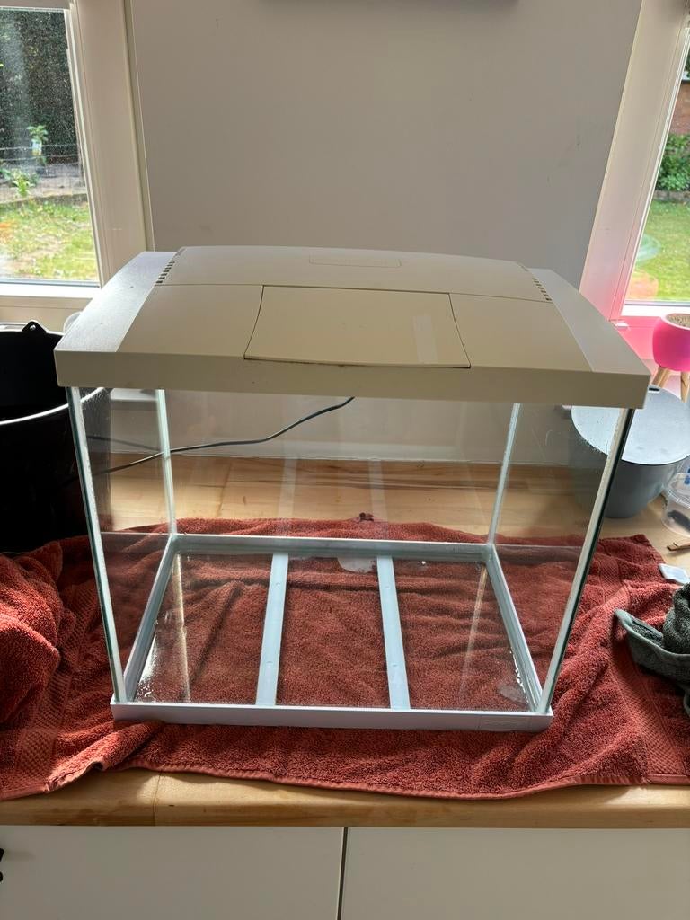 Aquarium 50 liter, Gebruikt, Ophalen of Verzenden, Leeg aquarium, Verwarming